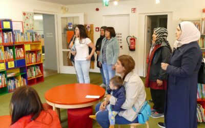 Starke Mamas besuchen Stadtbibliothek Kempten