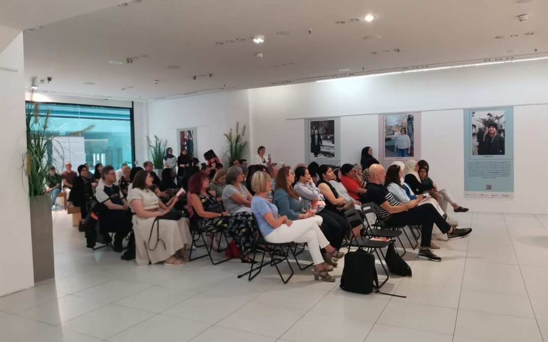 Tauchen Sie ein in die faszinierende Ausstellung „Vielfältige Frauen in Sindelfingen“.