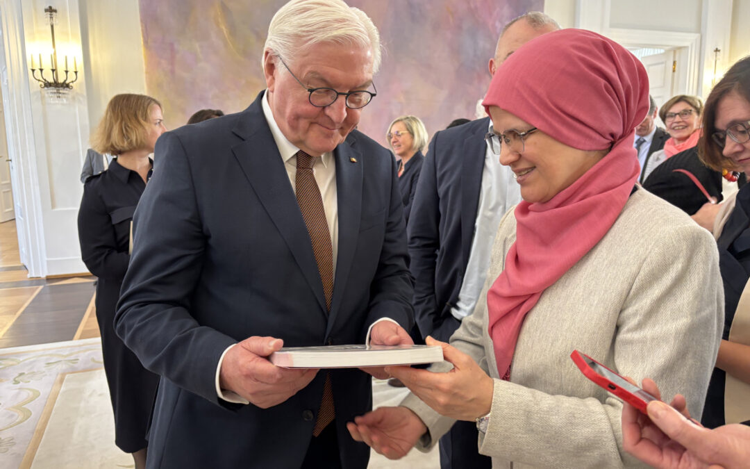 Bundespräsident Steinmeier betont am Internationalen Frauentag die Bedeutung der Gleichstellung und ruft zum gesellschaftlichen Zusammenhalt auf 