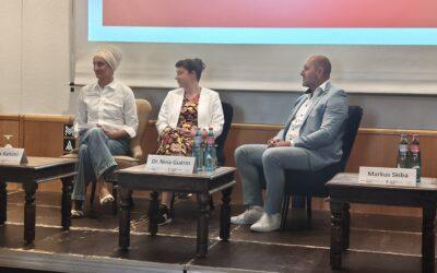 Rückblick auf die Jahresveranstaltung: „Mit uns – statt über uns: Podiumsdiskussion Antimuslimischer Rassismus im öffentlichen Diskurs“